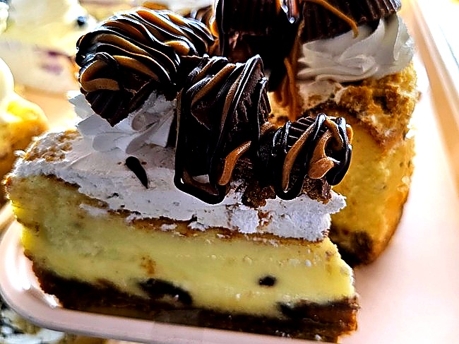 Reese's Cheesecake